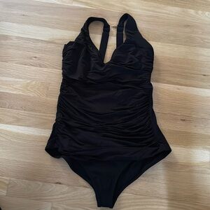 Heidi Klein, black underwire one piece swimsuit adjustable straps  size large